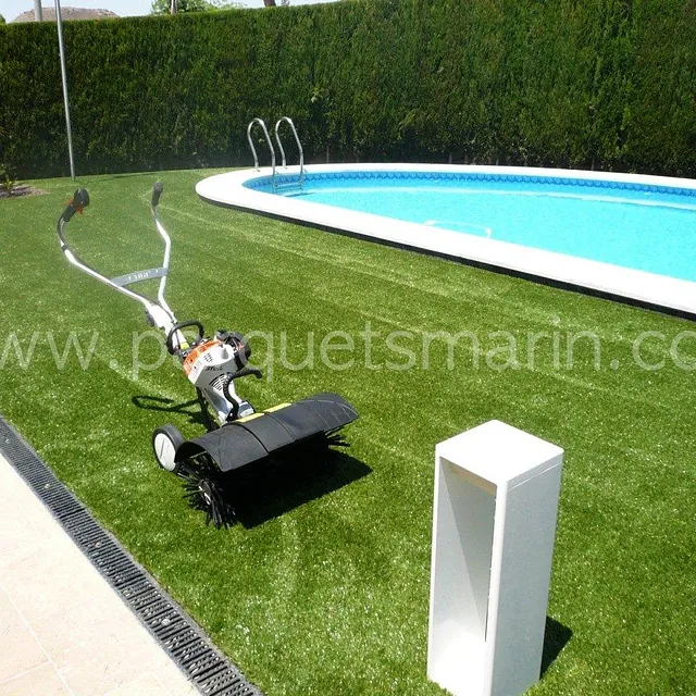 Parquets Marín piscina